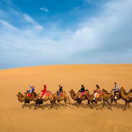 Dunhuang Vivian Desert Camping Hotel Exterior photo